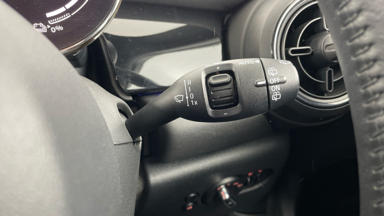 MINI Hatchback 135kW Cooper S Level 2 33kWh 3dr Auto Electric Hatchback